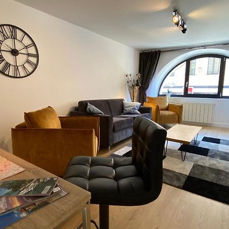 Le Royal 4 - Apartment For 4 People In The City Center Annecy Kültér fotó